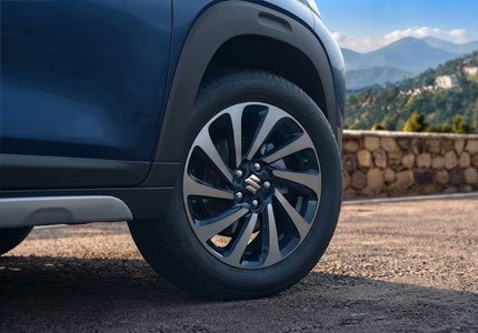 Maruti Fronx AT