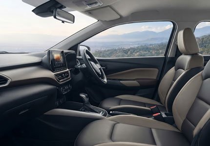 Maruti Fronx AT