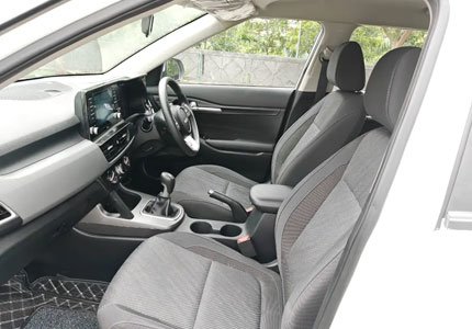 Kia Seltos AT